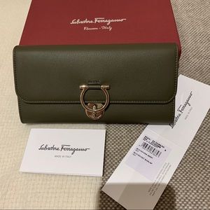 Salvatore Ferragamo Gancini Continental Wallet